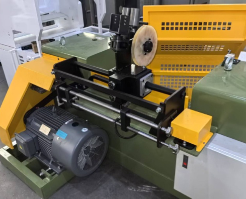 Picture of bobbin take-up machine-back